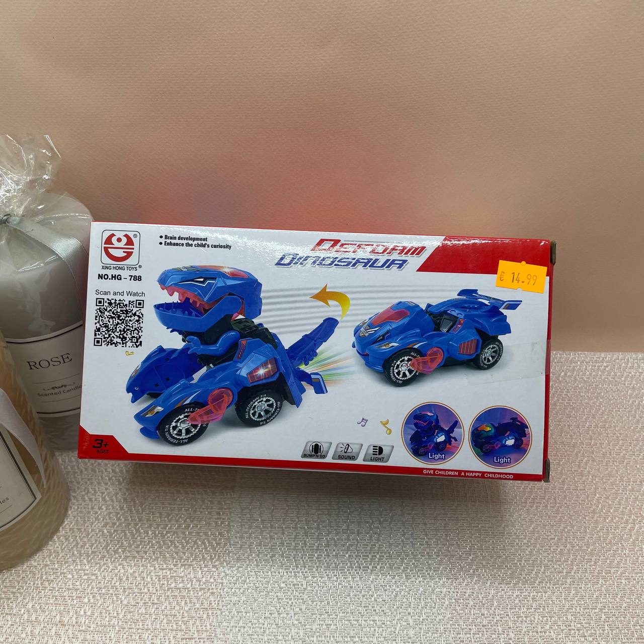 Mašina dinozauras transformeris